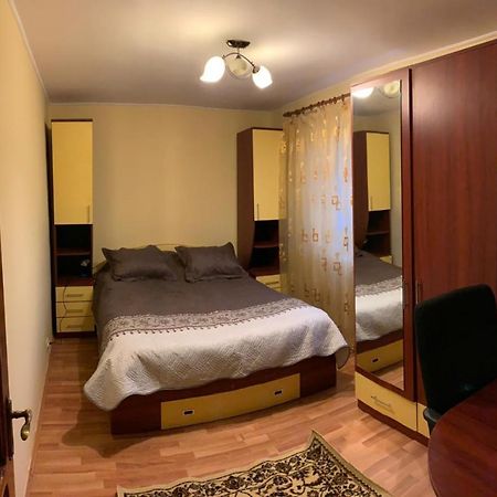 Zorilor Lägenhet Suceava Exteriör bild