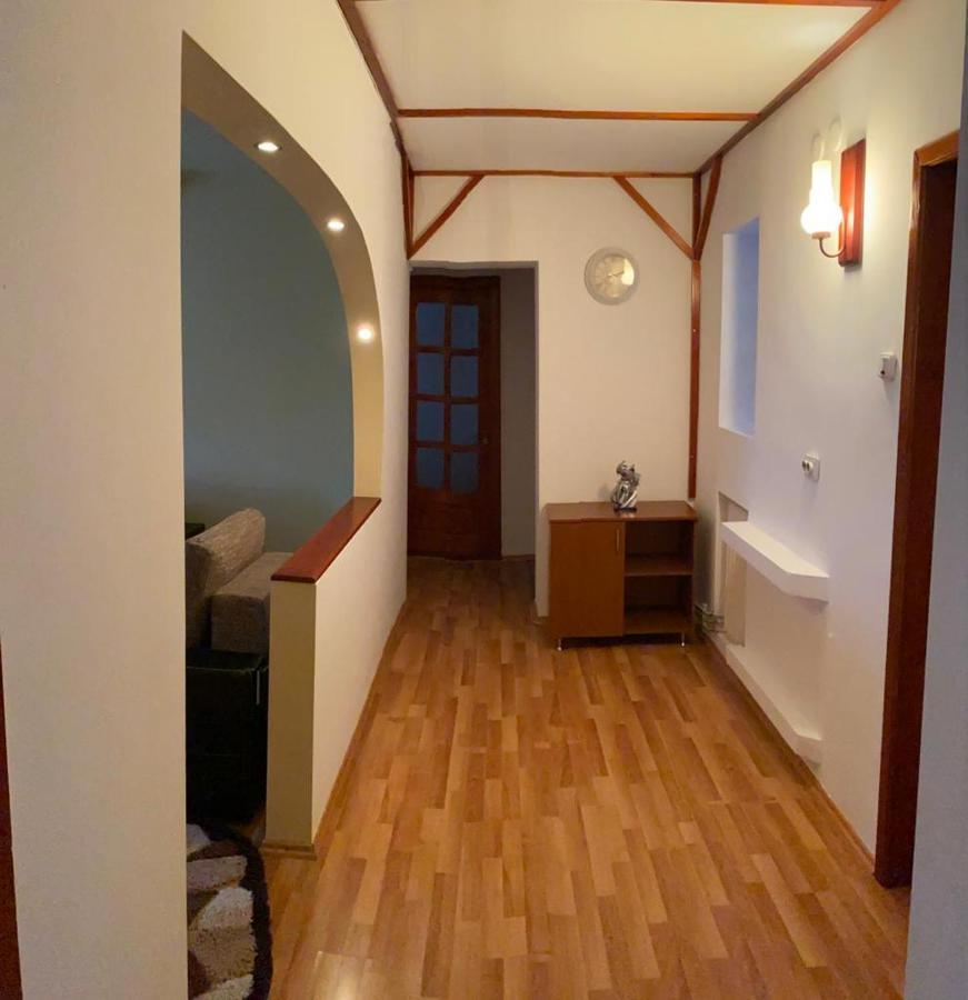 Zorilor Lägenhet Suceava Exteriör bild