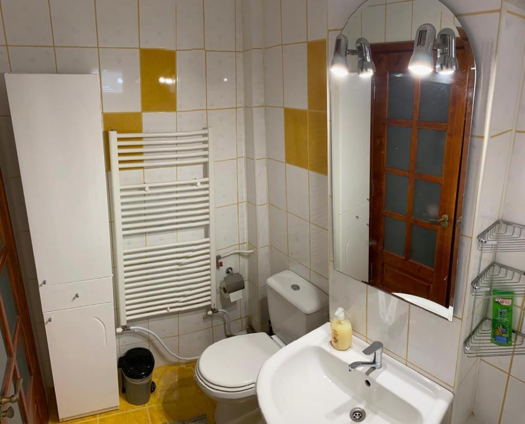 Zorilor Lägenhet Suceava Exteriör bild